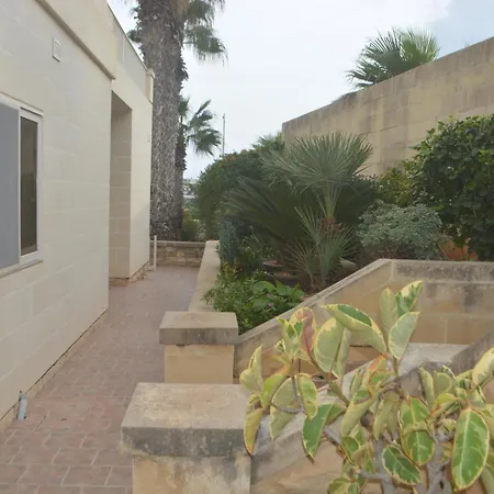 Villa Lyss Apartment 1 Mellieha Exterior photo