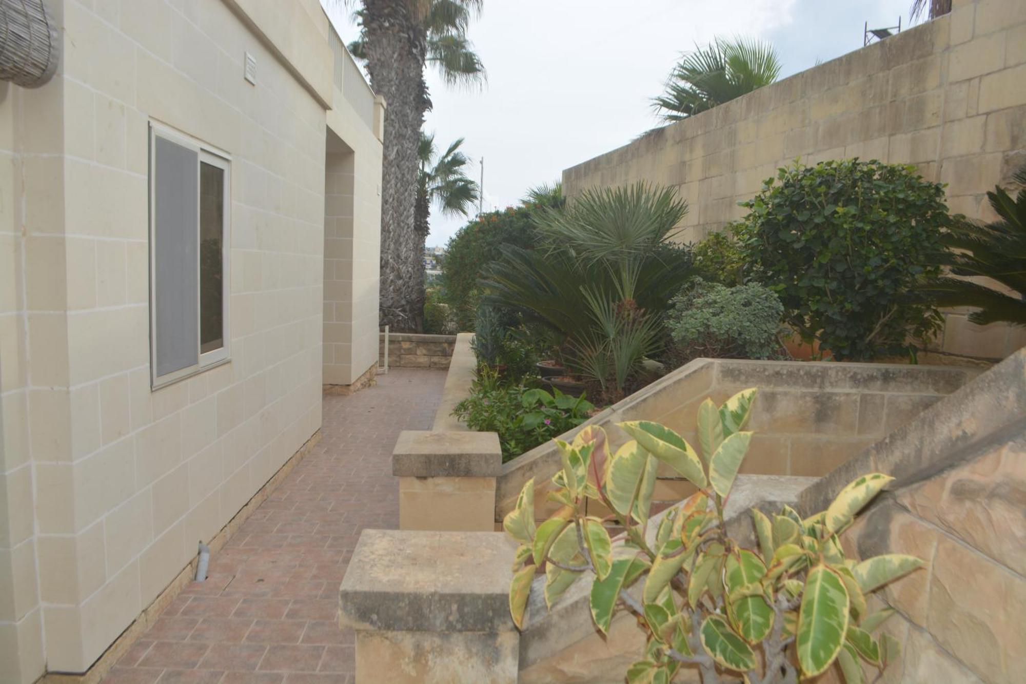 Lyss 1 Mellieħa