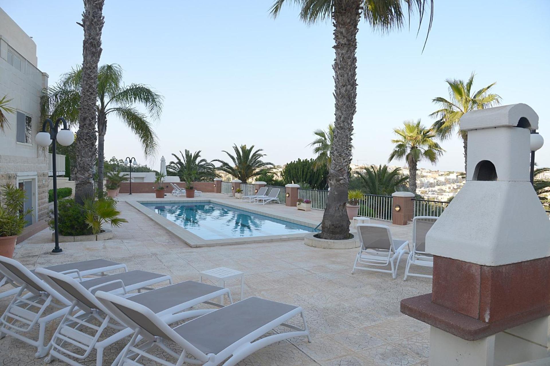Lyss 1 * Mellieħa